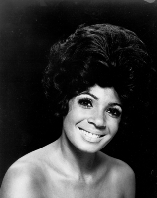 Shirley Bassey puzzle G908219