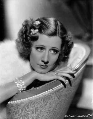 Irene Dunne puzzle G913123