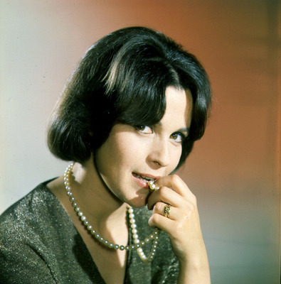 Claire Bloom Poster G913221