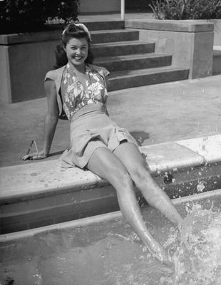 Esther Williams Poster G913622