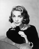 Lauren Bacall Mouse Pad G932676
