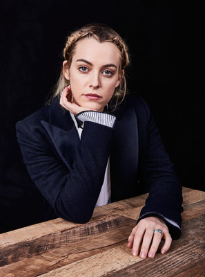 Riley Keough Mouse Pad G942435