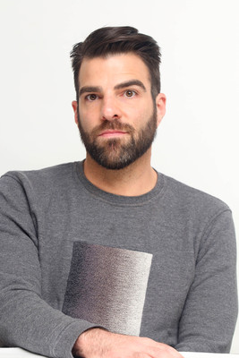 Zachary Quinto Poster G949873