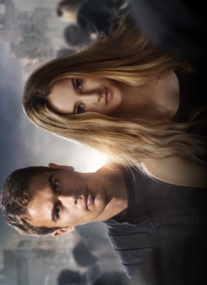 Divergent movie poster (2014) tote bag