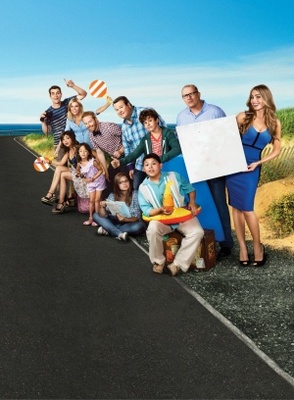Modern Family movie poster (2009) Tank Top