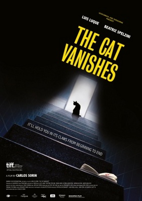 El gato desaparece movie poster (2011) pillow