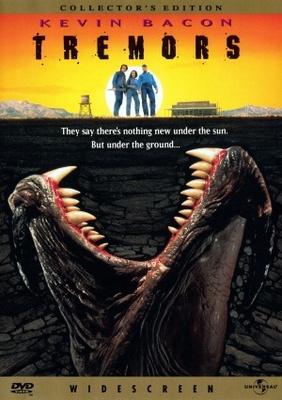 Tremors movie poster (1990) pillow