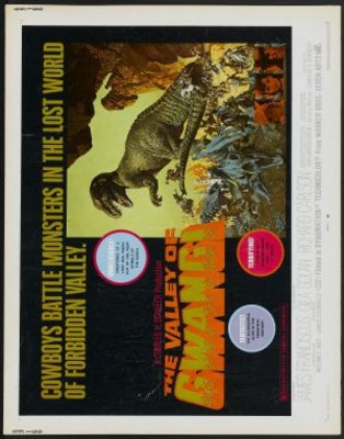 The Valley of Gwangi movie poster (1969) Longsleeve T-shirt