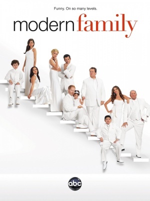 Modern Family movie poster (2009) Poster MOV_db9ae716